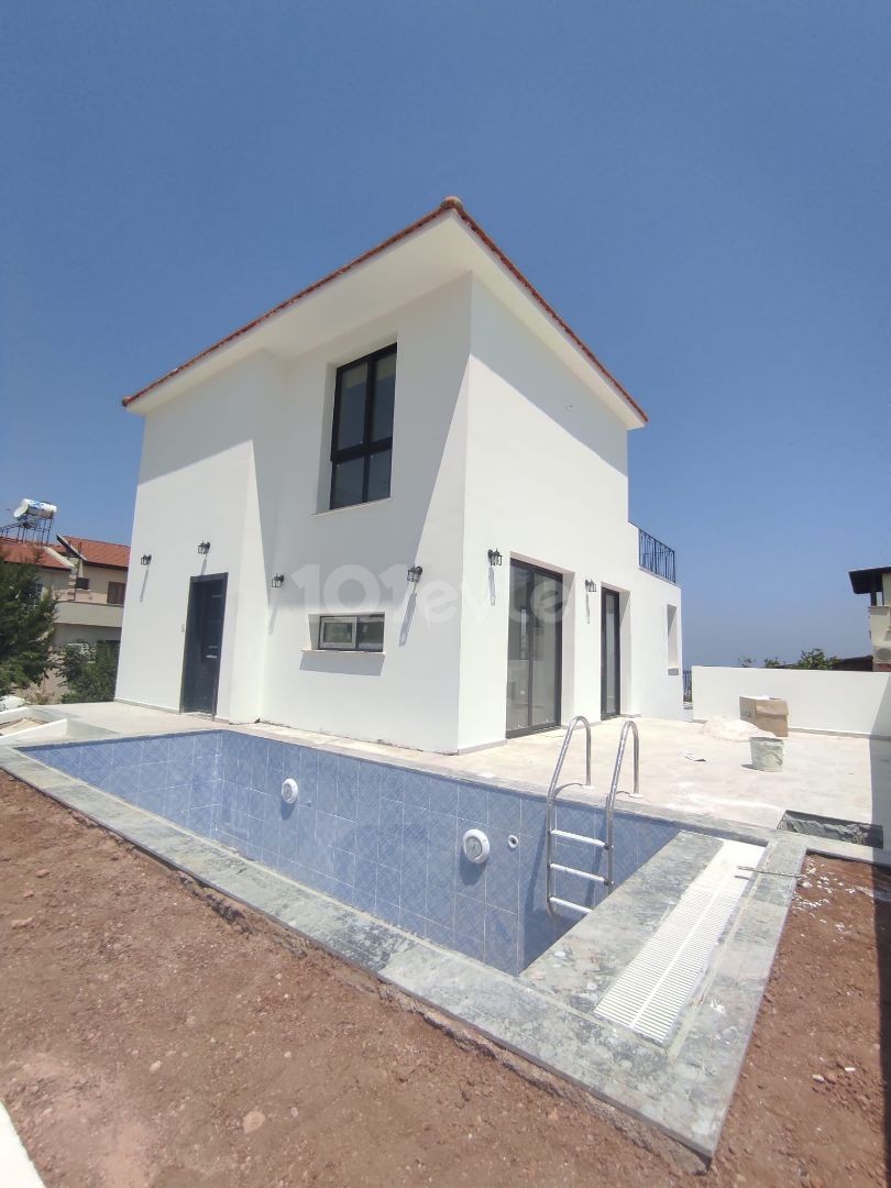 4+1 TRIPLEX VILLA FOR SALE WITH MOUNTAIN AND SEA VIEWS WITH POOL IN ÇATALKÖY ** 