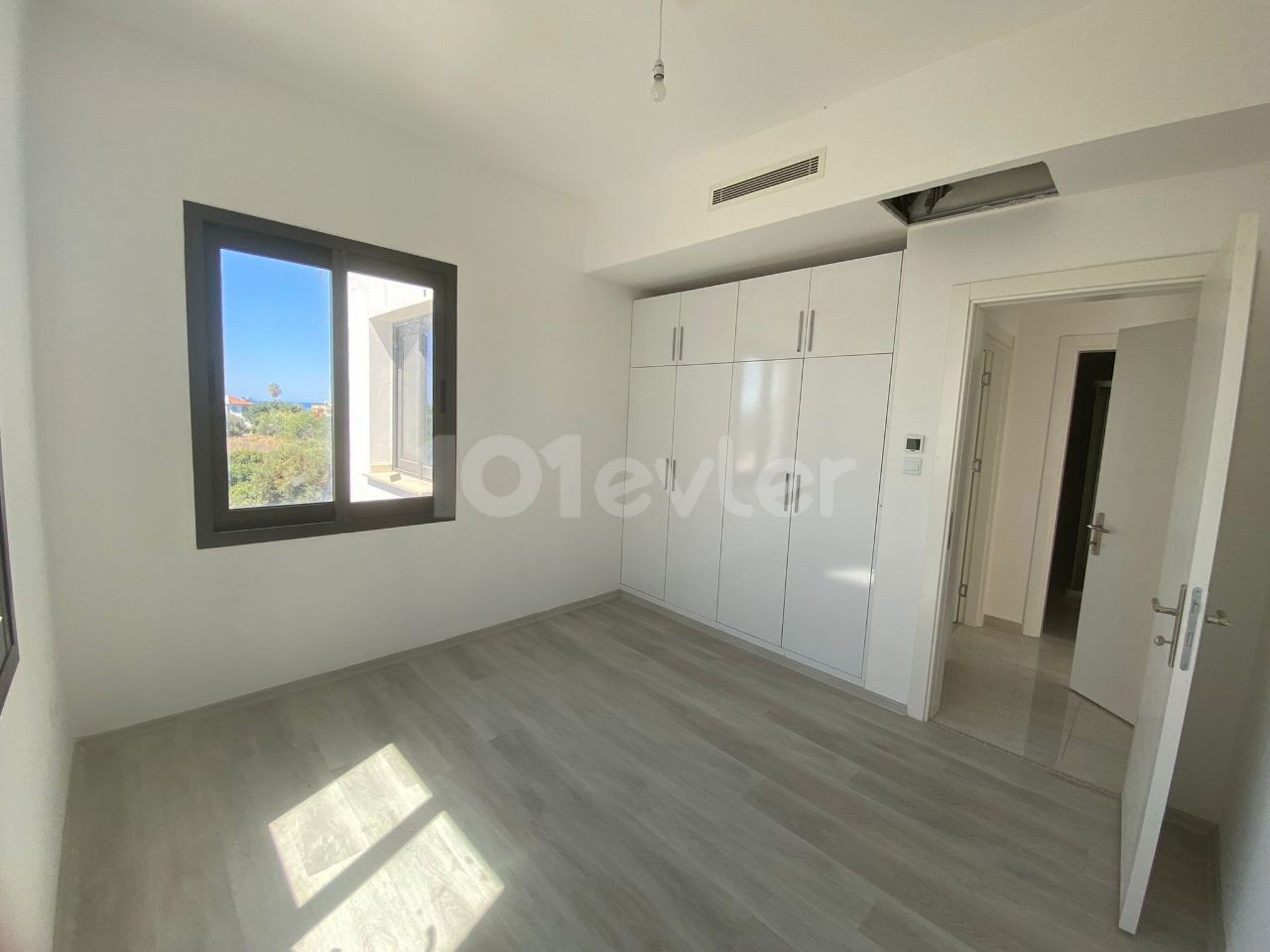 2+1 LUXUS-WOHNUNG ZUM VERKAUF IN KYRENIA OLIVENHAIN TE ** 