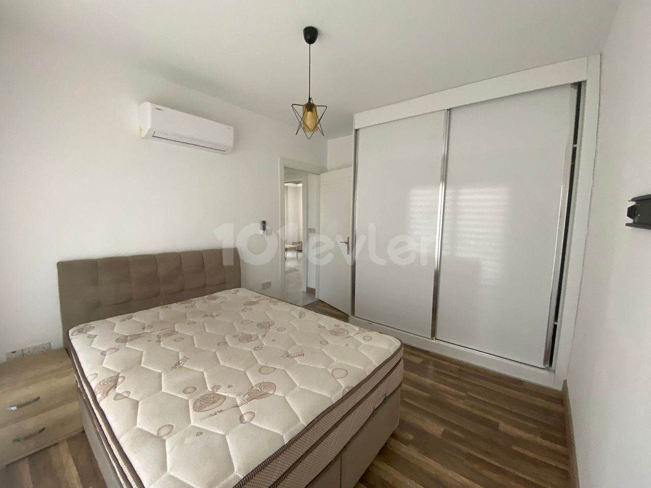 Kıbrıs Girne Merkez'de kiralık lüks 2+1 daire