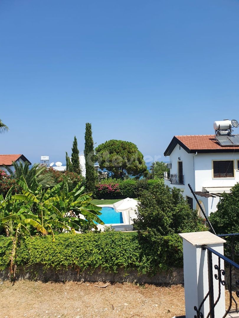 4 + 1 VILLA FOR RENT IN A MAGNIFICENT LOCATION 100 METERS FROM THE SEA ** 