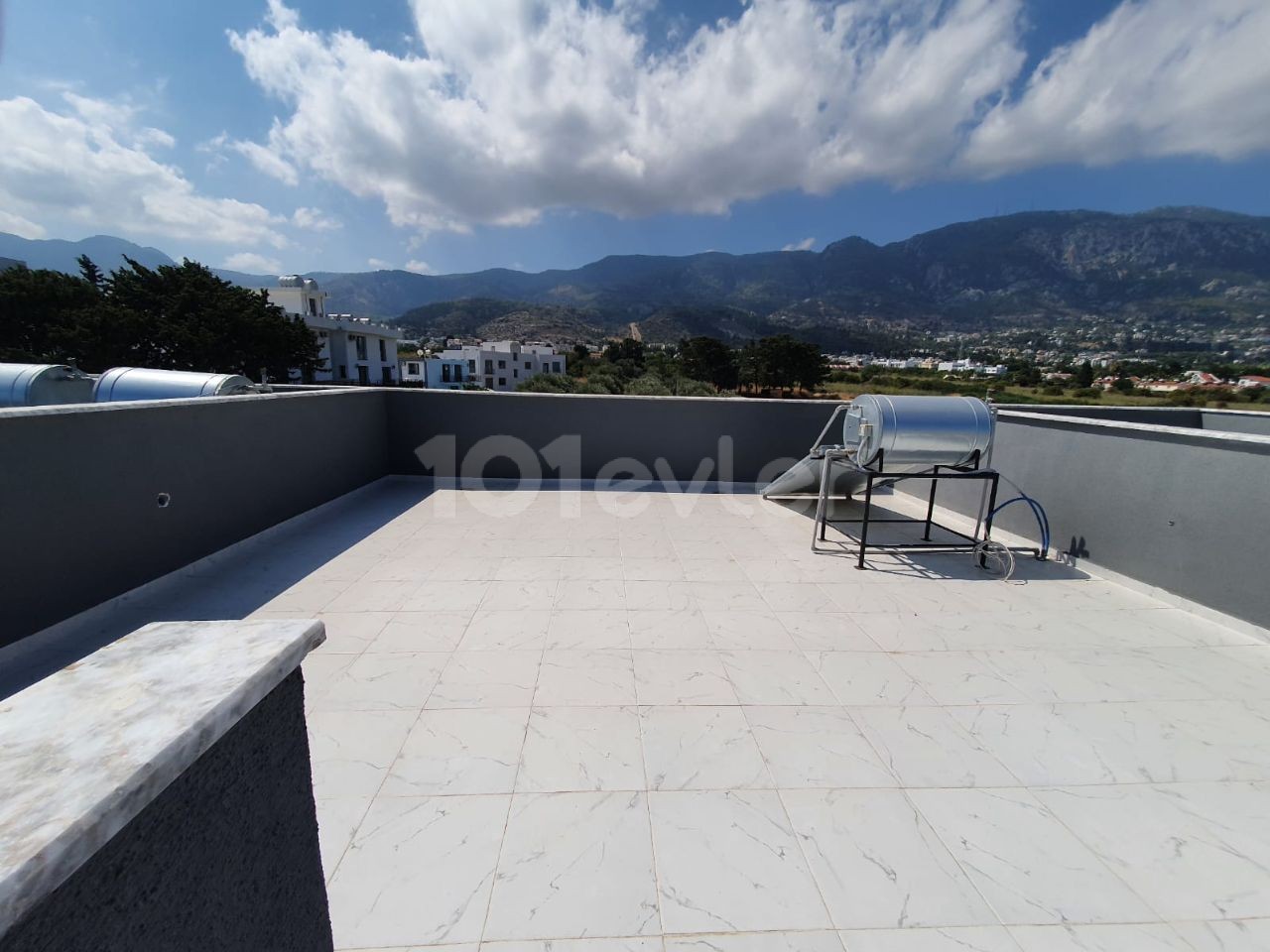 1 + 1 APARTMENT WITH TERRACE WITH SHARED POOL IN ALSANCAK ** 