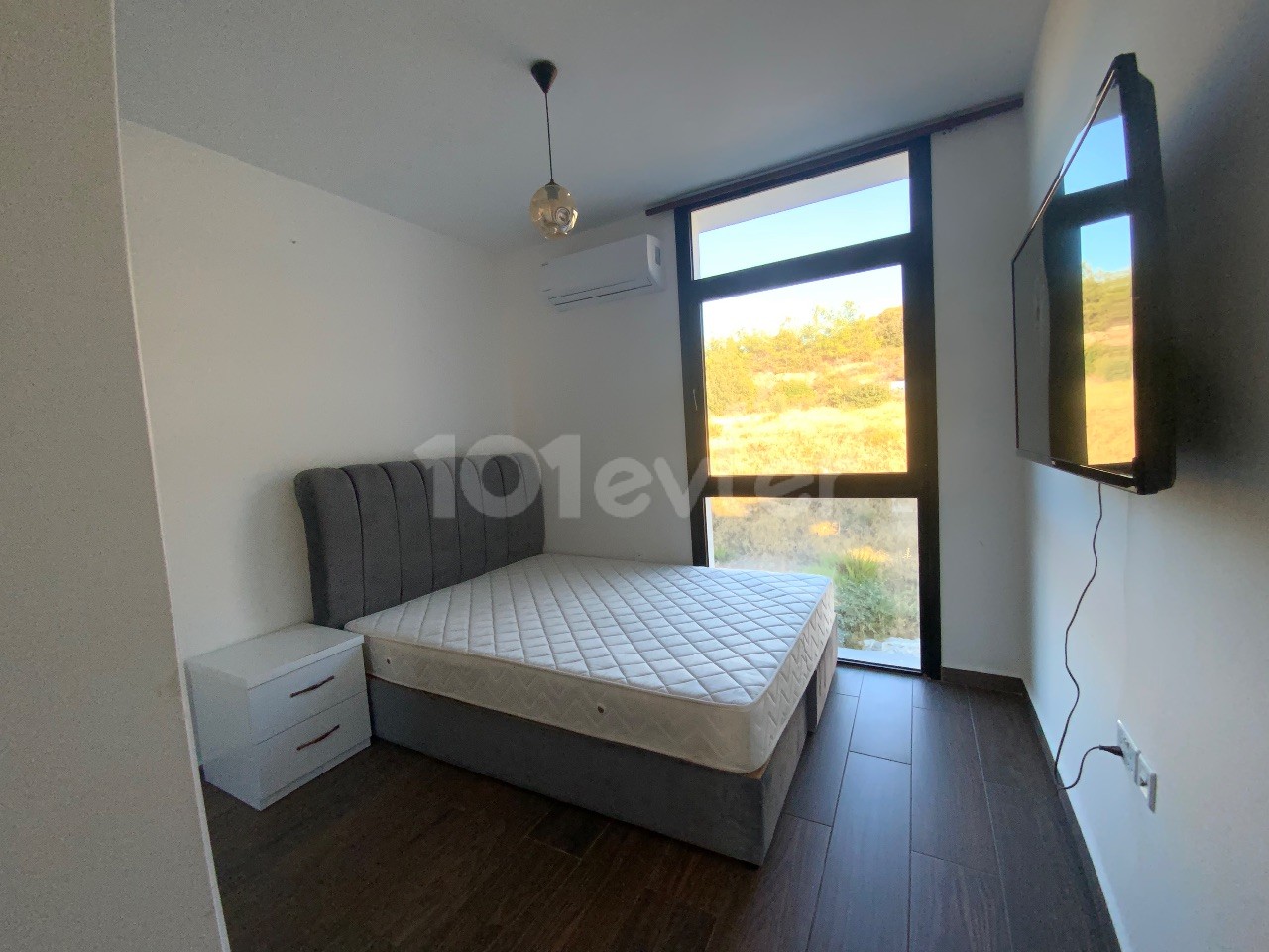 2+1 WOHNUNG MIT POOL ZU VERMIETEN IN ZYPERN KYRENIA BELLAPAIS ** 