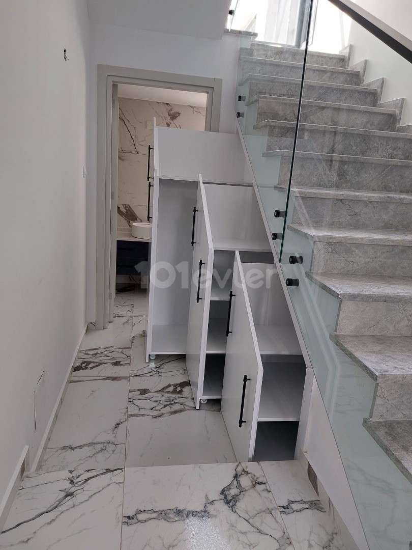 Kıbrıs Girne Çatalköy Satılık Modern 3+1 Villa