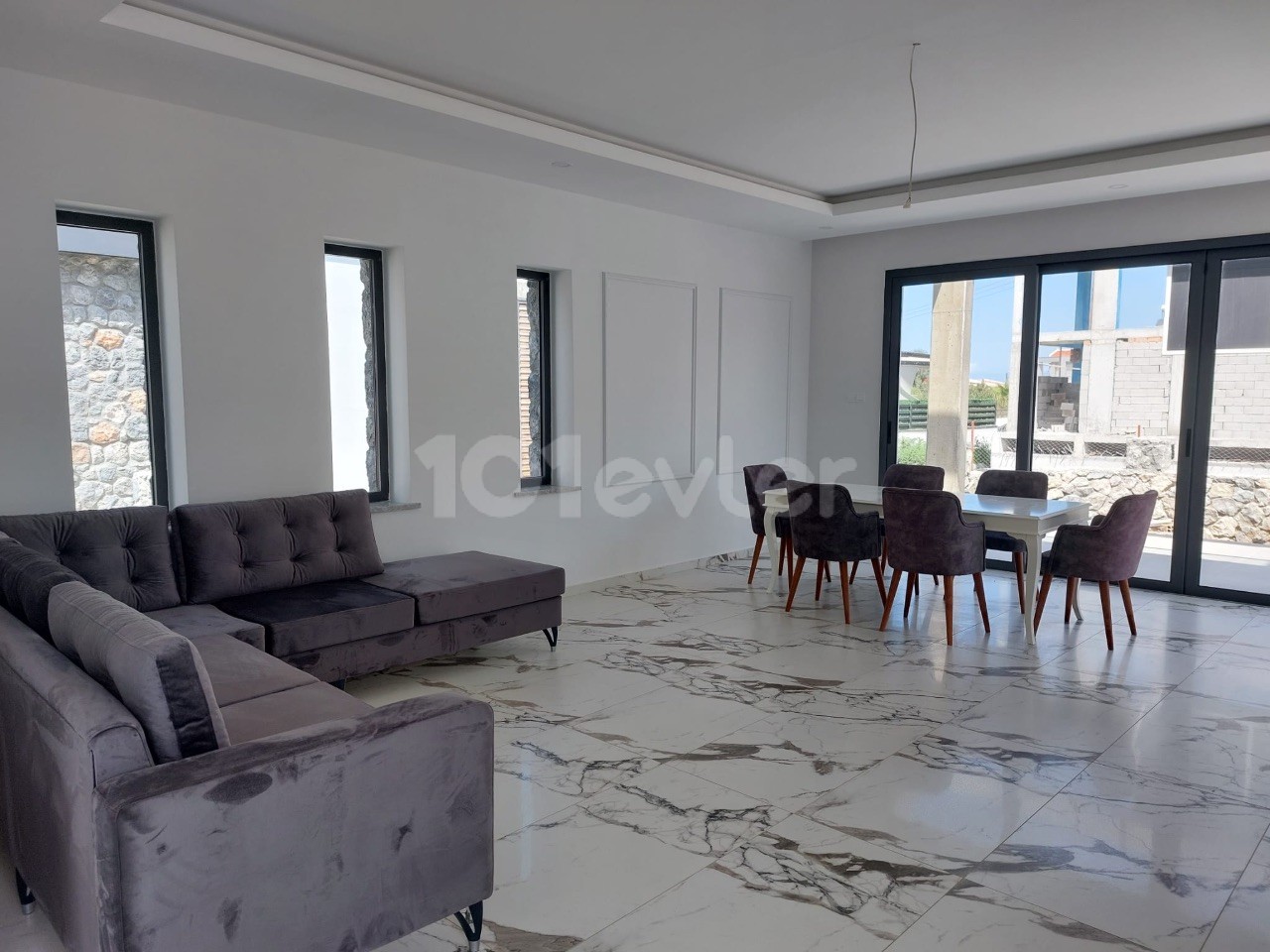 Kıbrıs Girne Çatalköy Satılık Modern 3+1 Villa