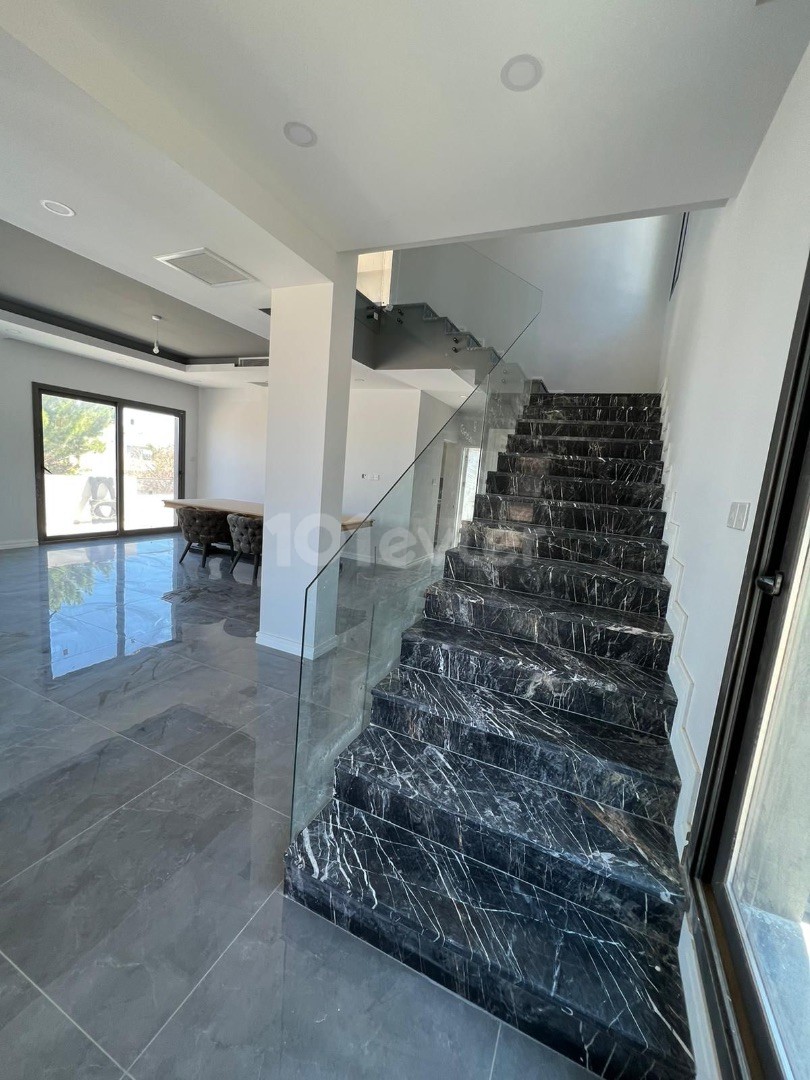 Cyprus Kyrenia Edremit Kapalmaz Modern 3 + 1 Villa for Sale with Sea View ** 