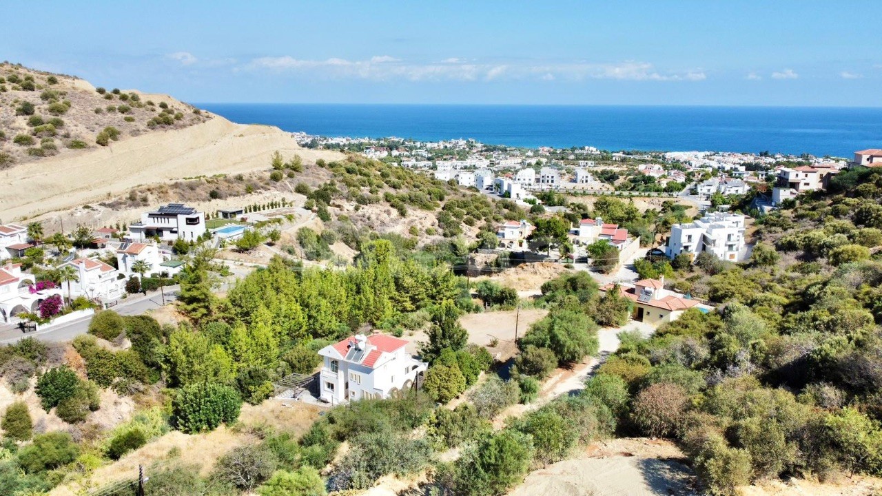 Cyprus Kyrenia Edremit Kapalmaz Opportunity land with Sea and Mountain Views ** 