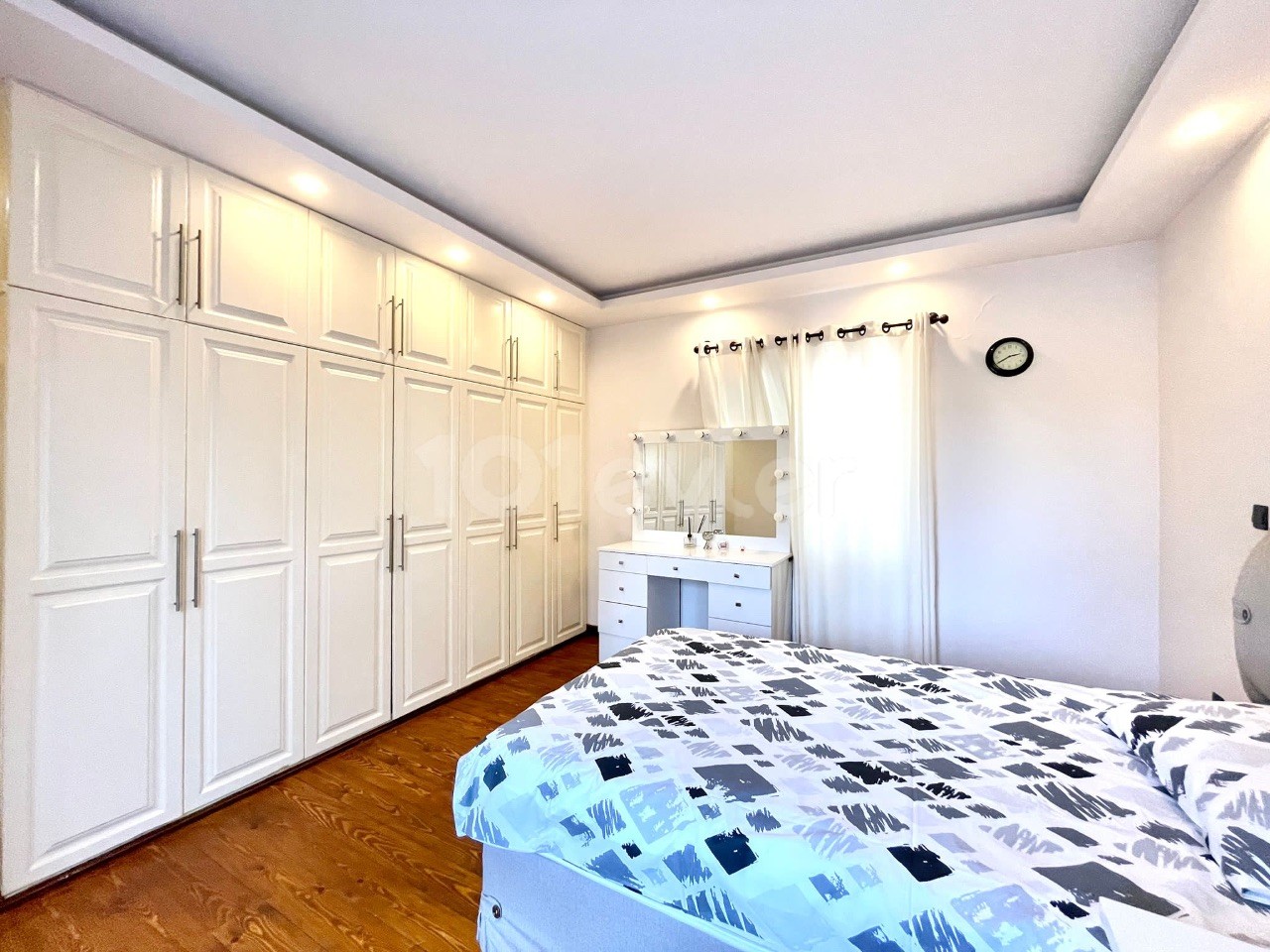 Kıbrıs Girne Çatalköy Satılık Lüx 4+2 Villa