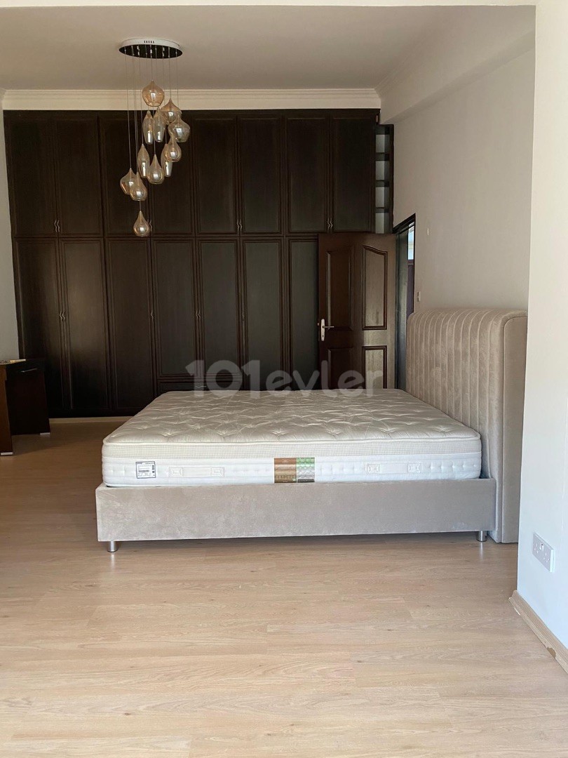 Kıbrıs Girne Bellapais Kiralık Deniz Manzaralı Dublex Villa