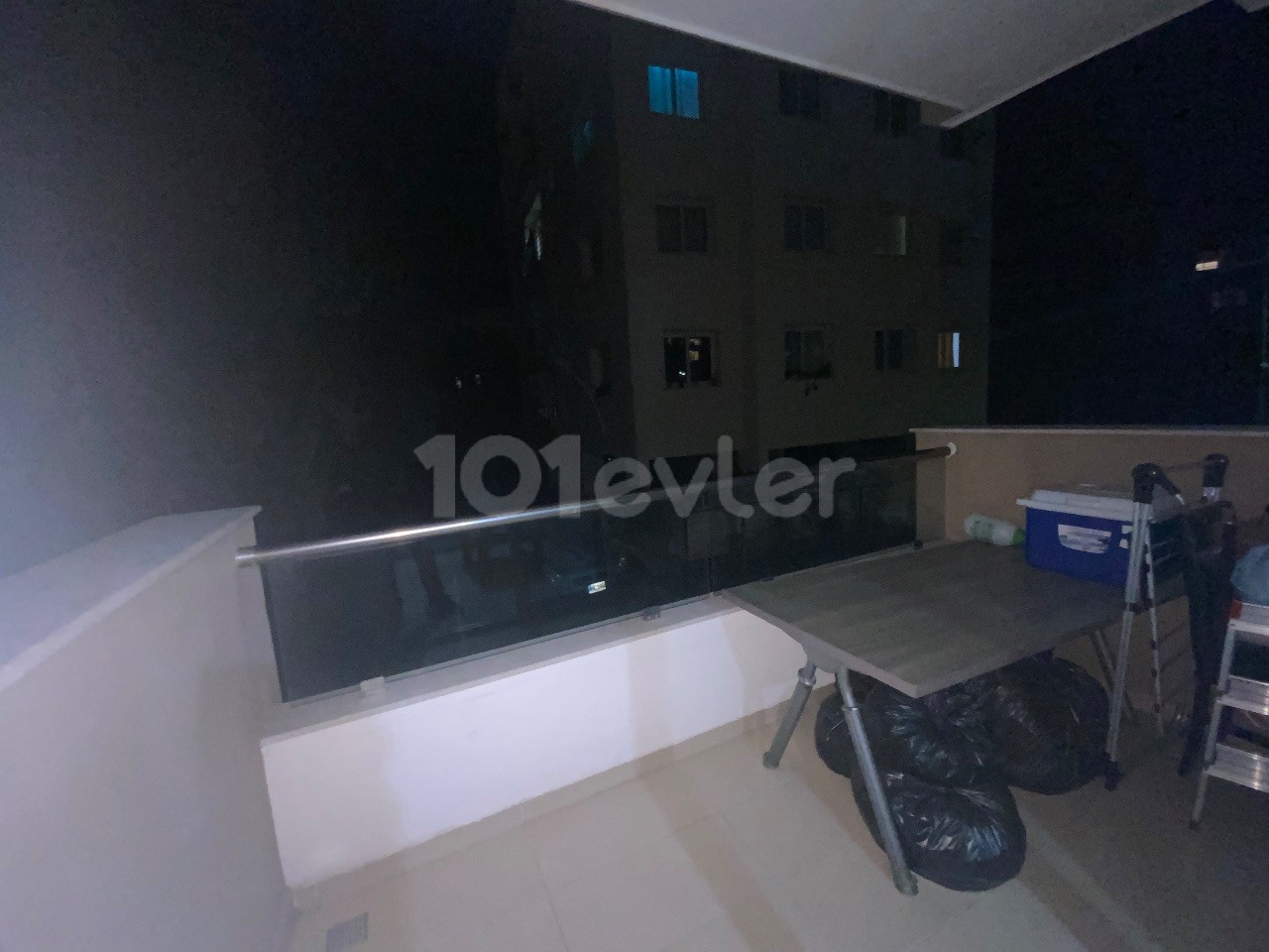 Kıbrıs Girne Merkez Satılık Full Eşyalı 3+1 Daire