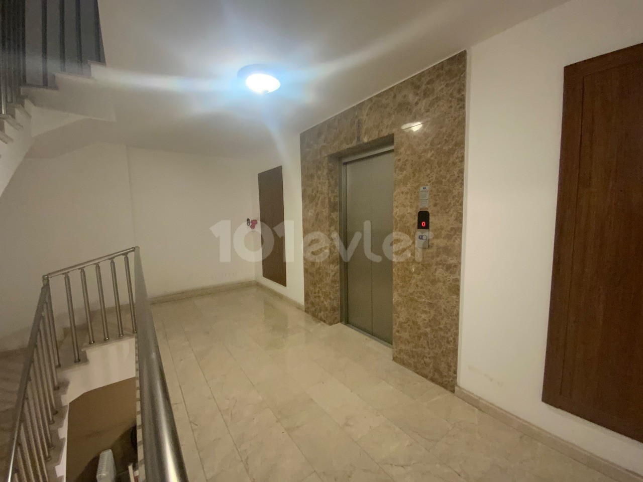 Flat For Sale in Aşağı Girne, Kyrenia