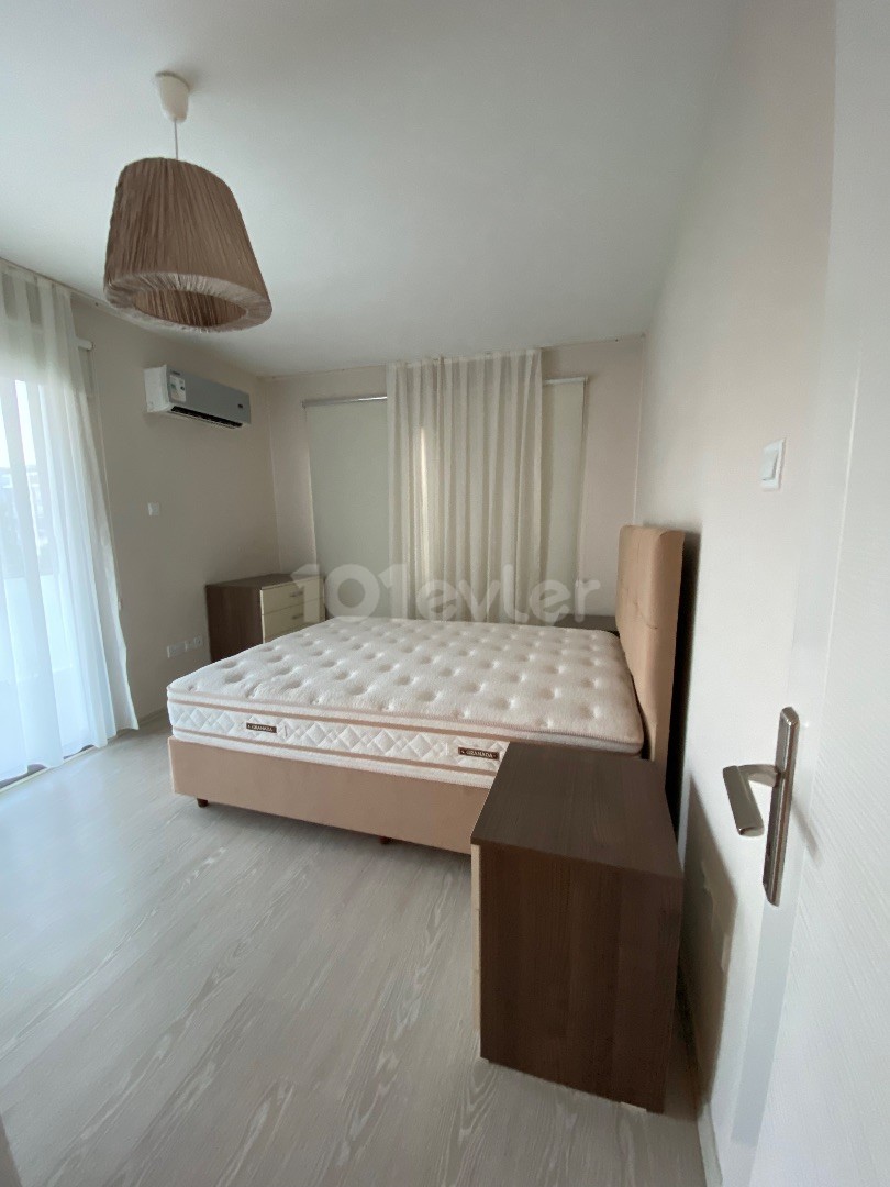 Kıbrıs Girne Merkez Satılık Deniz Manzaralı 3+1 Penthouse 