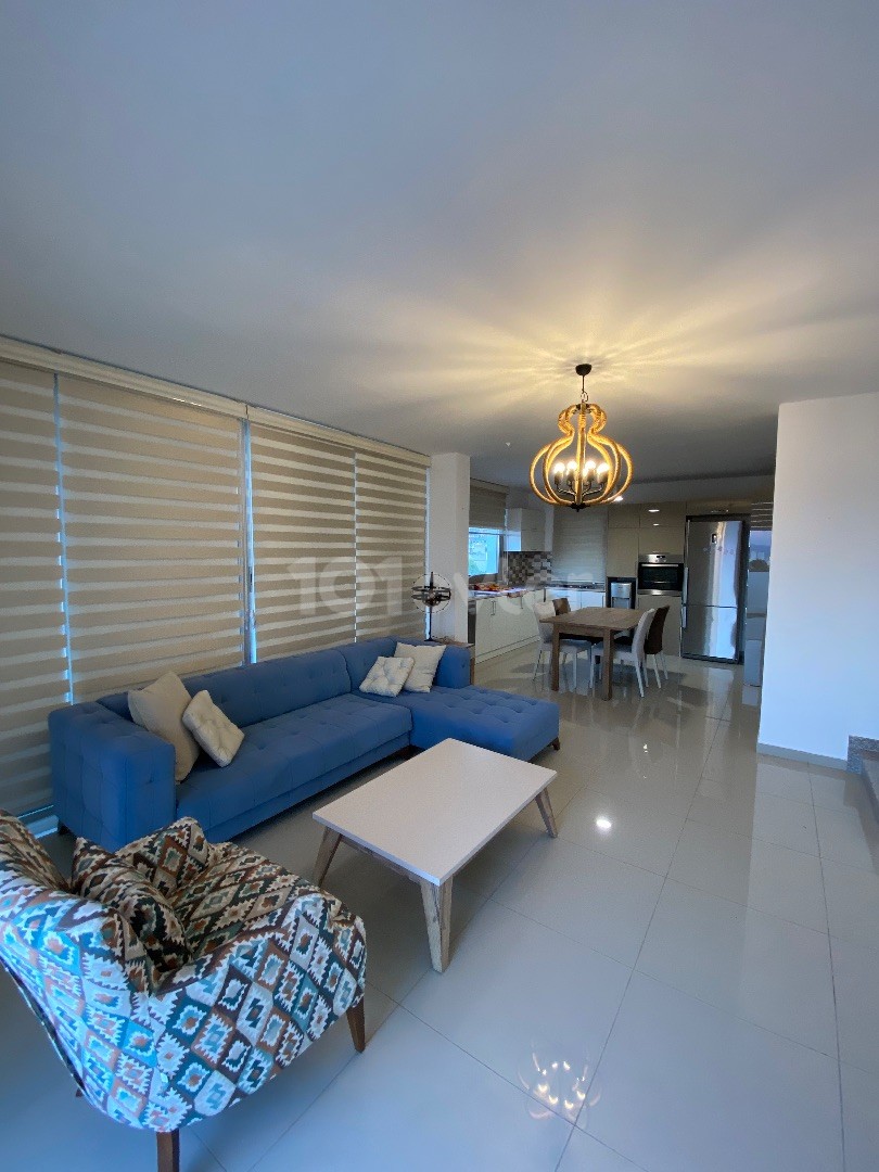 Penthouse For Sale in Girne Merkez, Kyrenia