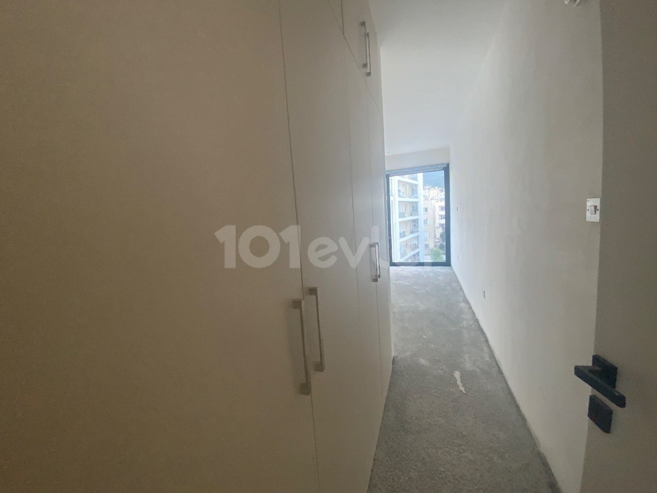 Kıbrıs Girne Merkez Satılık Sıfır Dağ Manzaralı 2+1 Loft Daireler