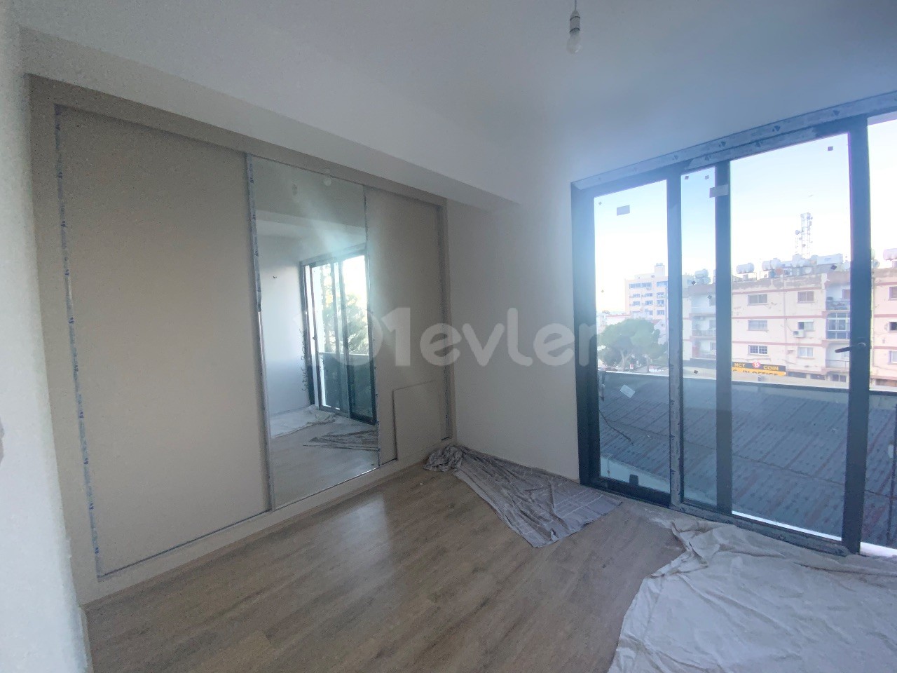 Kıbrıs Girne Merkez Satılık Sıfır Dağ Manzaralı 2+1 Loft Daireler