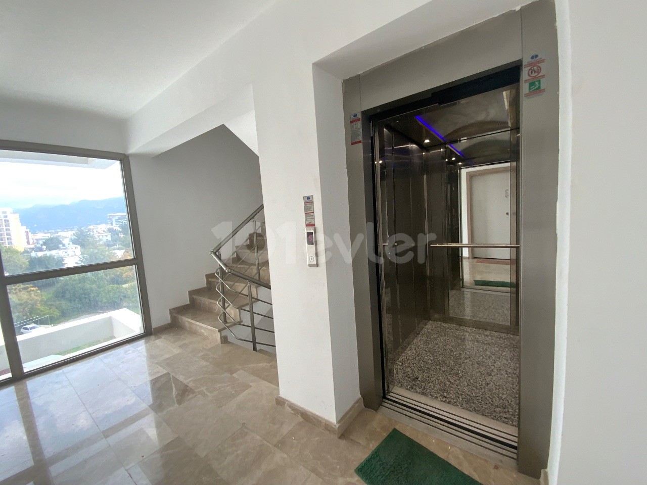 Cyprus Kyrenia Center For Sale 2+1 Fully Furnished Apartment