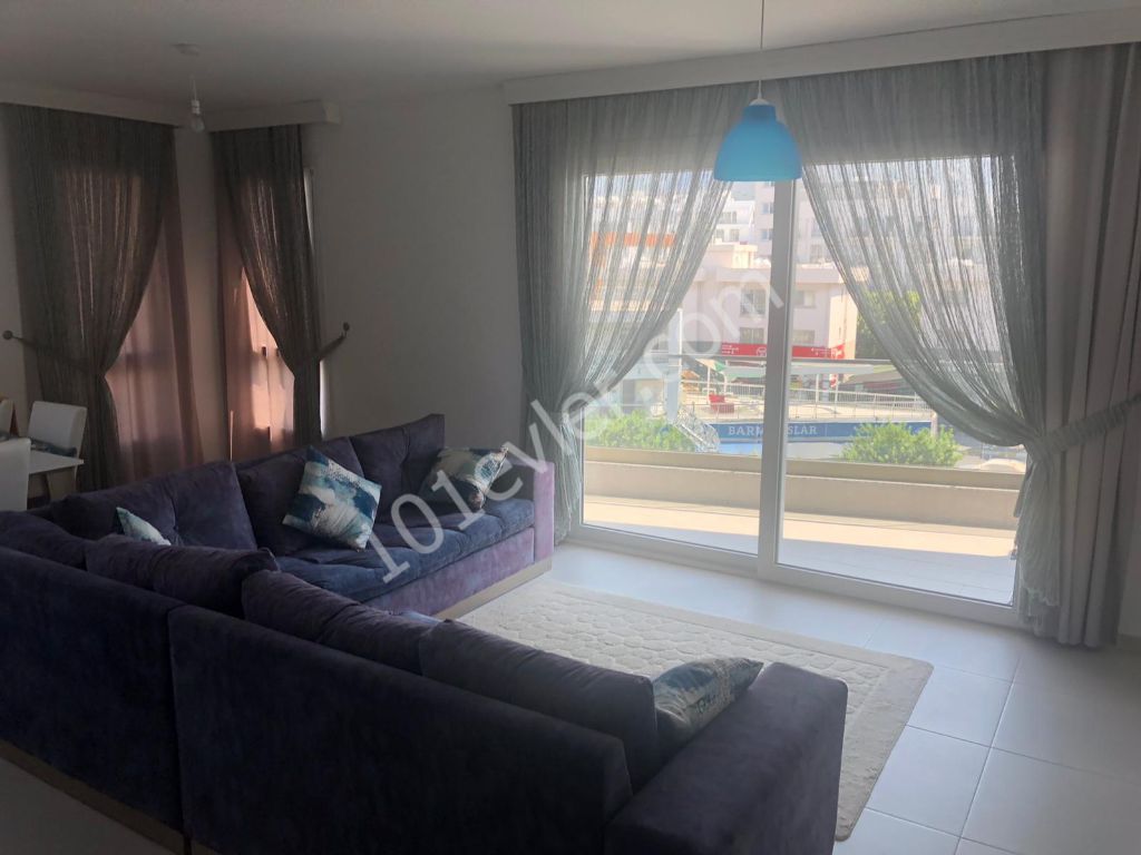 1 + 1 Apartment for Sale in Kyrenia Central ** 