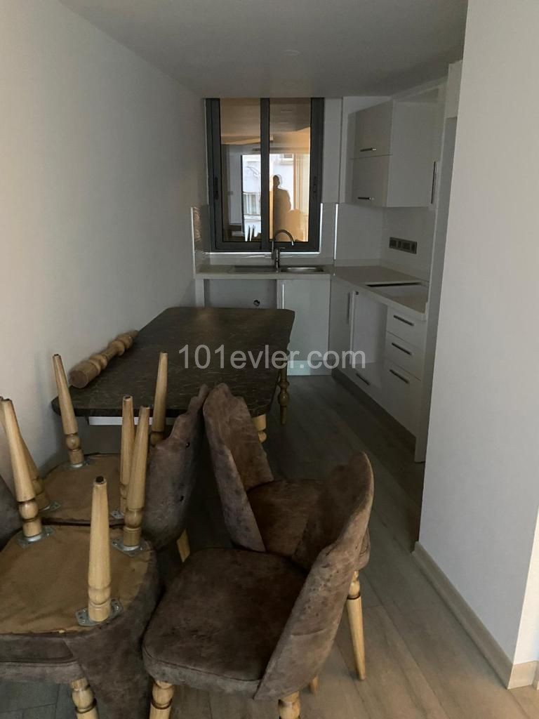 2+1 Wohnung Zum Verkauf In Kyrenia Zentrum ** 