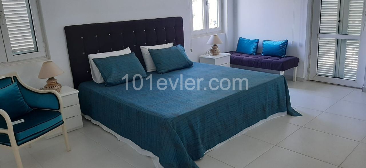 Four Bedroom Villa for Rent in Edremit