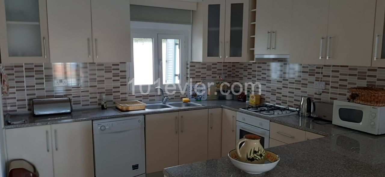 Four Bedroom Villa for Rent in Edremit