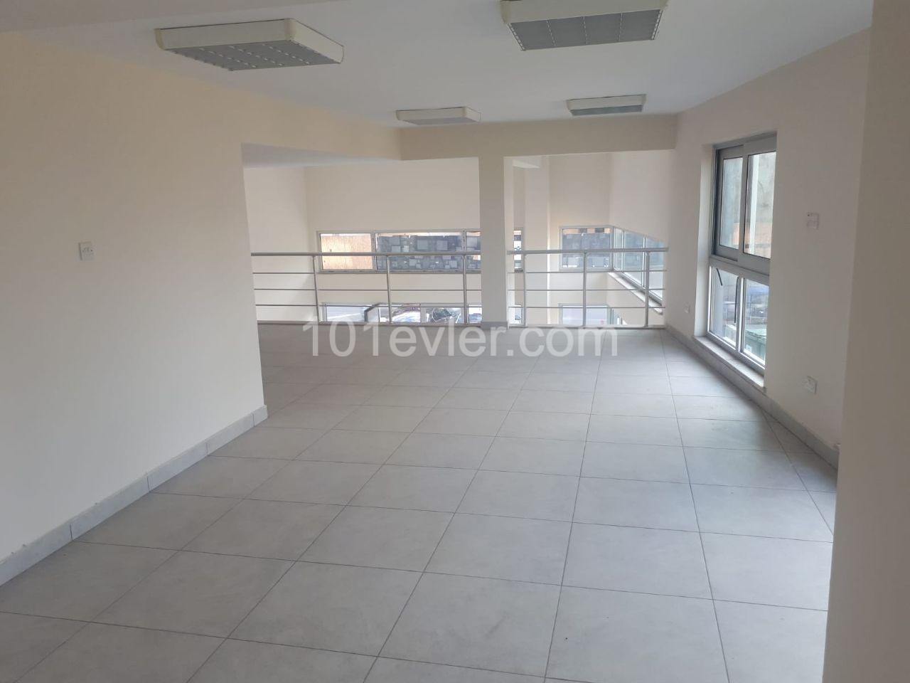 Commercial property for Sale in Girne