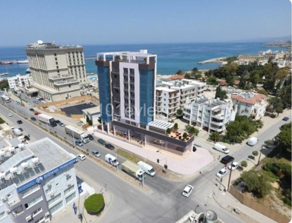 Girne Merkez’de 2+1 Kiralık Havuzlu Penthouse 