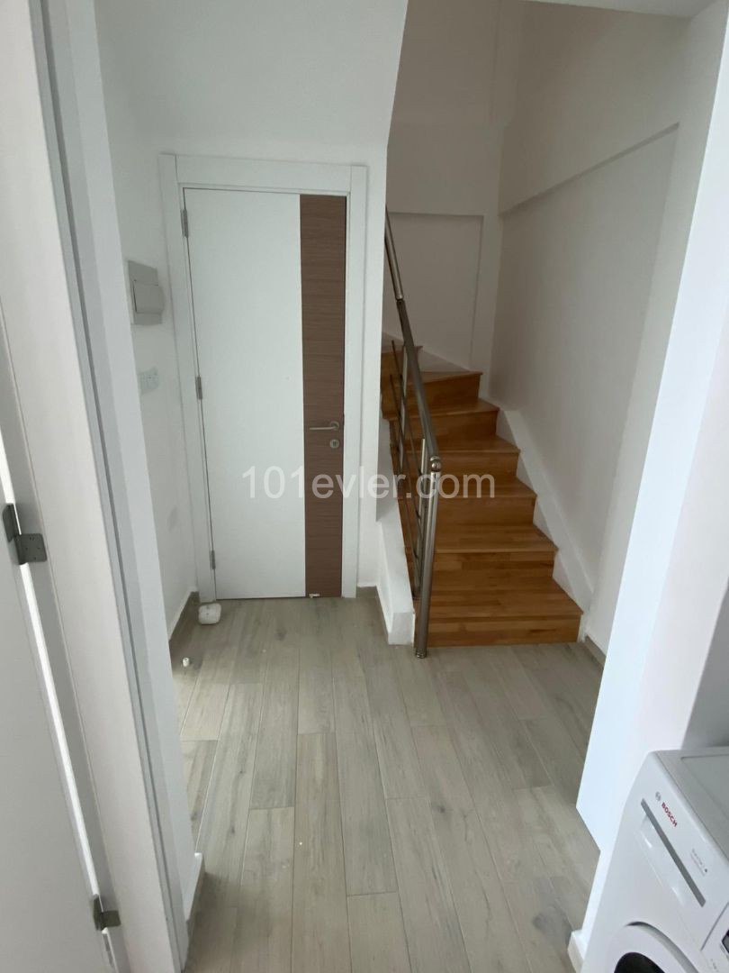 2+1 Wohnung Zu Vermieten In Kyrenia Zentrum ** 