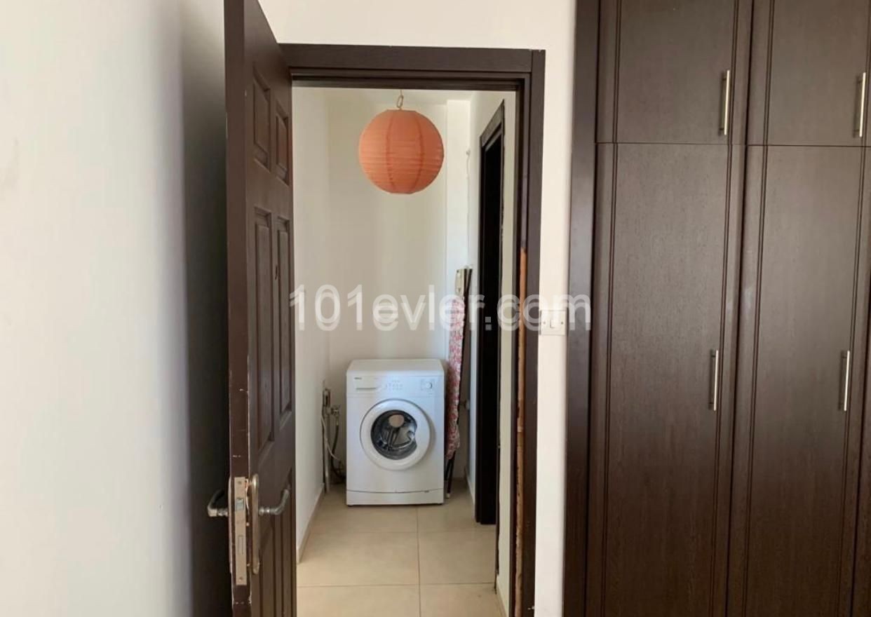 Girne Merkez’de 1+1 Satılık Daire