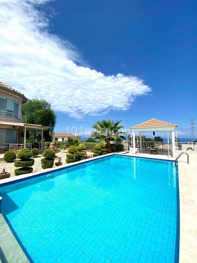 Four Bedroom Villa for Sale in Bellapais