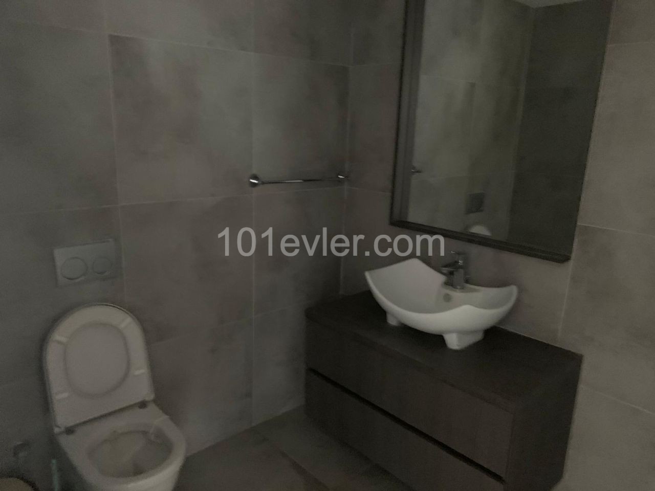 Girne Merkez’de 3+1 Kiralık Daire