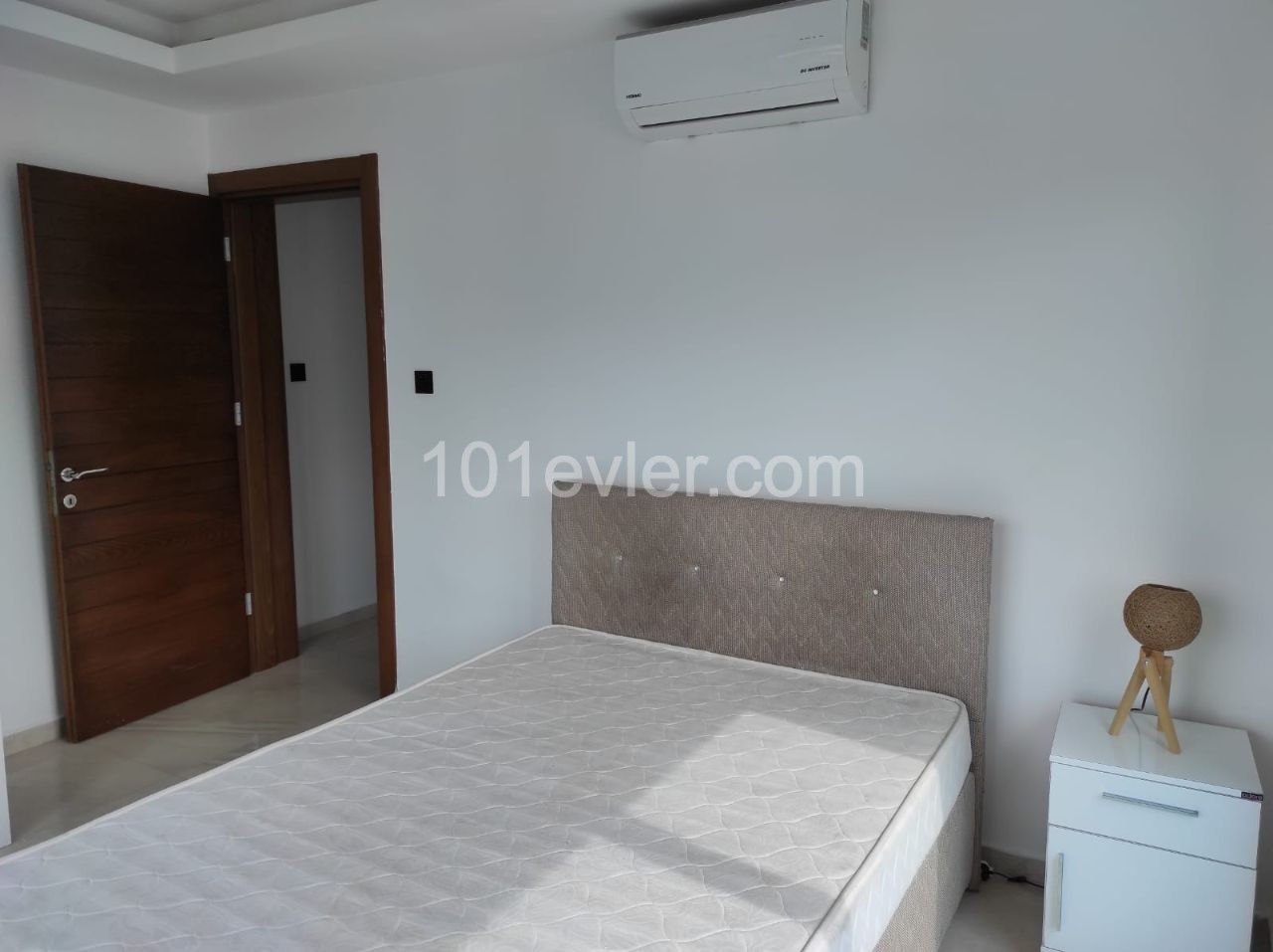 Girne Merkezde Kiralık 2+1 Daire