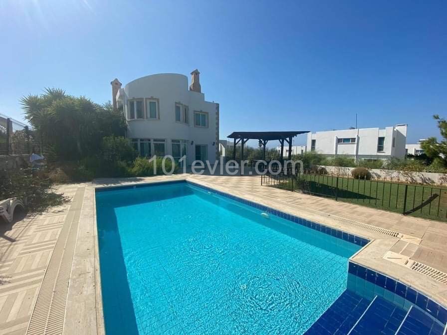 3+1 FULLY FURNISHED DUPLEX VILLA FOR RENT IN ÇATALKÖY, KYRENIA WITH A WONDERFUL CONJECTION WITH THE SEA WIDE GARDEN WITH PRIVATE SWIMMING POOL AND STYLISH DESIGN✨ ** 