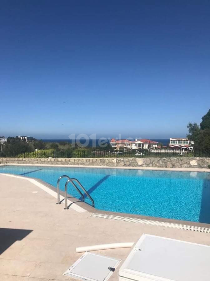 3+1 VOLL MÖBLIERTE DOPPEL LLOGARA VILLA ZUR MIETE MIT PRIVATEM POOL MIT HERRLICHER AUSSICHT IN ALSANCAK, DER PERLE VON KYRENIA ** 