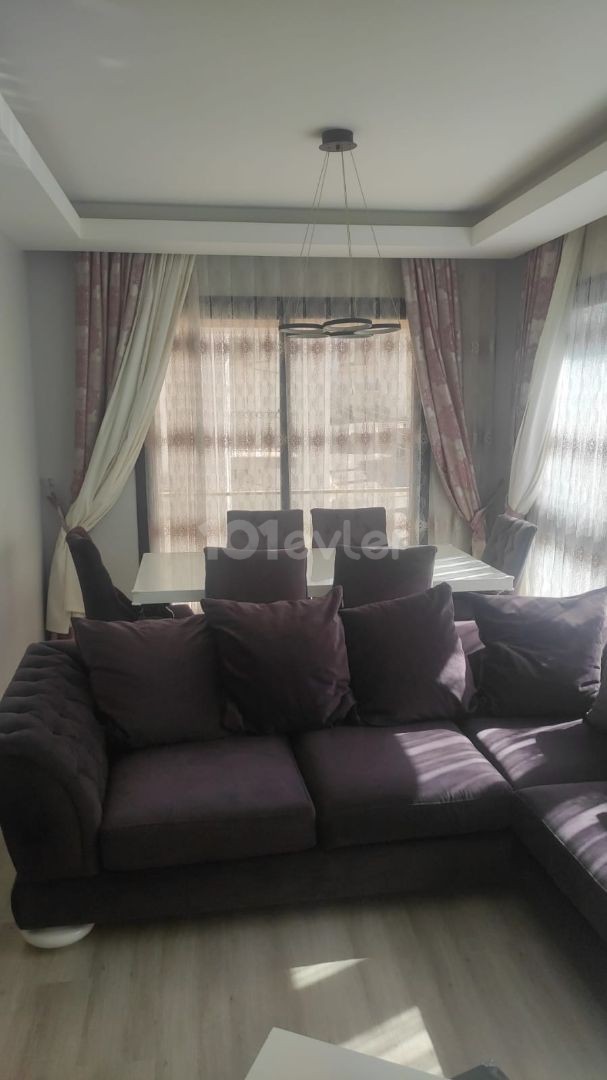 Girne Merkezde Kiralık 3+1 Daire