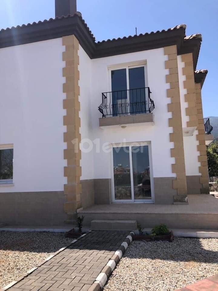 RENT A VILLA FOR THE PRICE OF AN APARTMENT!..DETACHED 3+1 DUPLEX VILLA FOR SALE WITH PRIVATE GARDEN BARBECUE EQUIVALENT COB LOAN ** 