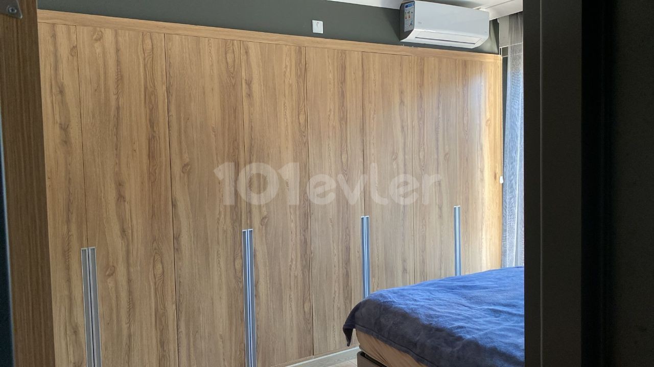 2 + 1 PENTHOUSE ZU VERMIETEN IN HERVORRAGENDER LAGE IM ZENTRUM VON KYRENIA ** 