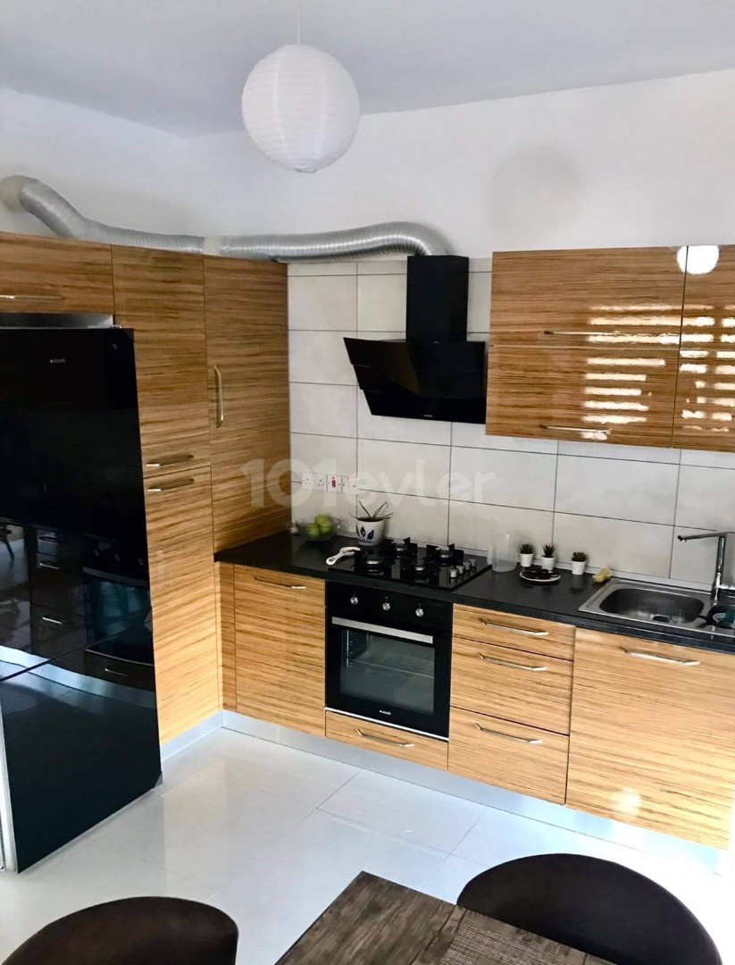 WE BRING LUXURY TO YOUR HOME ✨ 2+1 FULLY FURNISHED RESIDENCE APARTMENT FOR RENT WITH A CLOSED AREA OF 110m2 LOCATED CLOSE TO EVERYTHING IN KYRENIA CENTRAL ** 