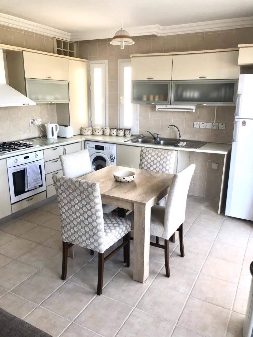 FIRSATT ✨ ..OUR 1 +1 FULLY FURNISHED WELL-MAINTAINED APARTMENT FOR RENT IN CENTRAL PATARA CITY, KYRENIA, COSTS £300 PER MONTH ** 