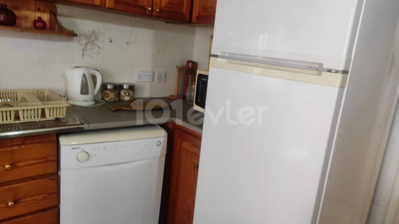 3+ 1 FULLY FURNISHED APARTMENT FOR RENT WITH A SEPARATE KITCHEN 145m2 CLOSED AREA IN KYRENIA CENTRAL, CLOSE TO EVERYTHING ** 