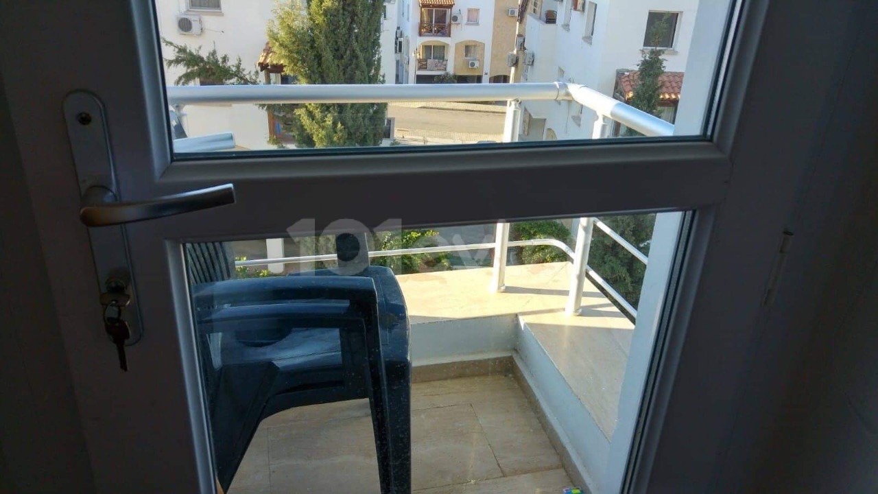 WE HAVE NEW STOCK.. 2 +1 FULLY FURNISHED WELL-MAINTAINED APARTMENT FOR RENT IN A NEW BUILDING NEAR THE NUSMAR MARKET DISTRICT IN THE CENTER OF KYRENIA ** 