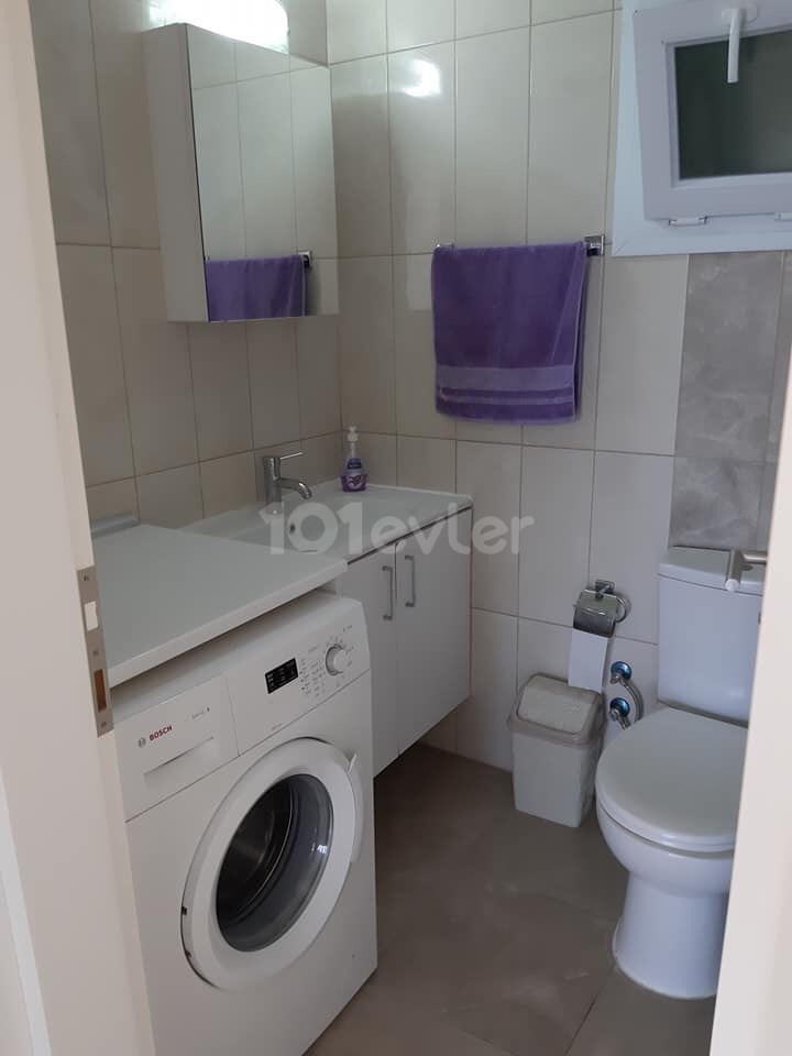 WIR BRINGEN LUXUS IN IHR ZUHAUSE..2+1 VOLL MÖBLIERTE SEHR GEPFLEGTE RESIDENZ WOHNUNG ZUR MIETE HINTER DEM ZENTRUM VON KYRENIA KOTON TURKCELL ** 