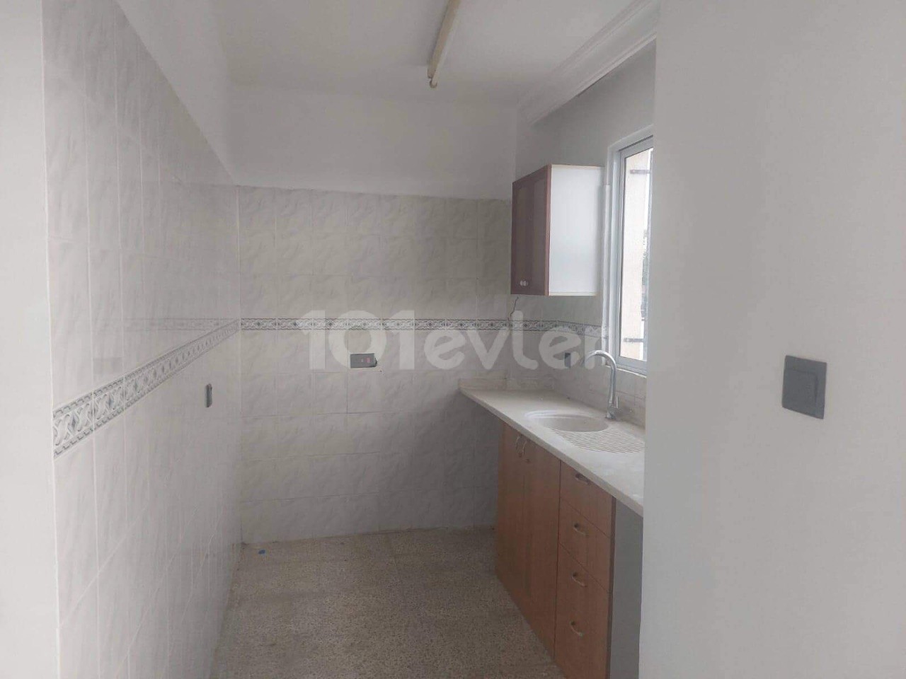 KLEPIRR ✨ ...AN APARTMENT SUITABLE FOR A COST-FREE LOAN WITH PAID 1 + 1 EQUIVALENT COBS TAXES FOR SALE ON A SITE WITH A POOL IN THE ALSANCAK DISTRICT OF KYRENIA ** 