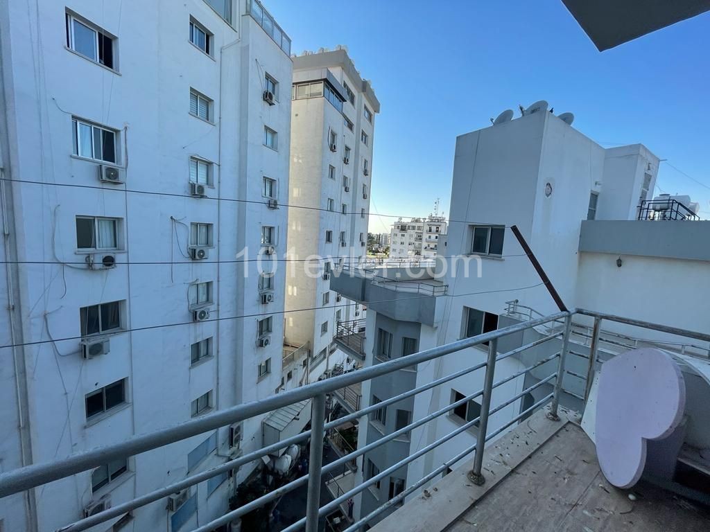 3+1 Flat in Famagusta Dumlupınar Area ** 