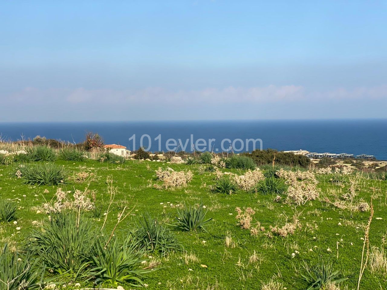 9 Acres of 3 Houses for Sale in Girne Garden ** 