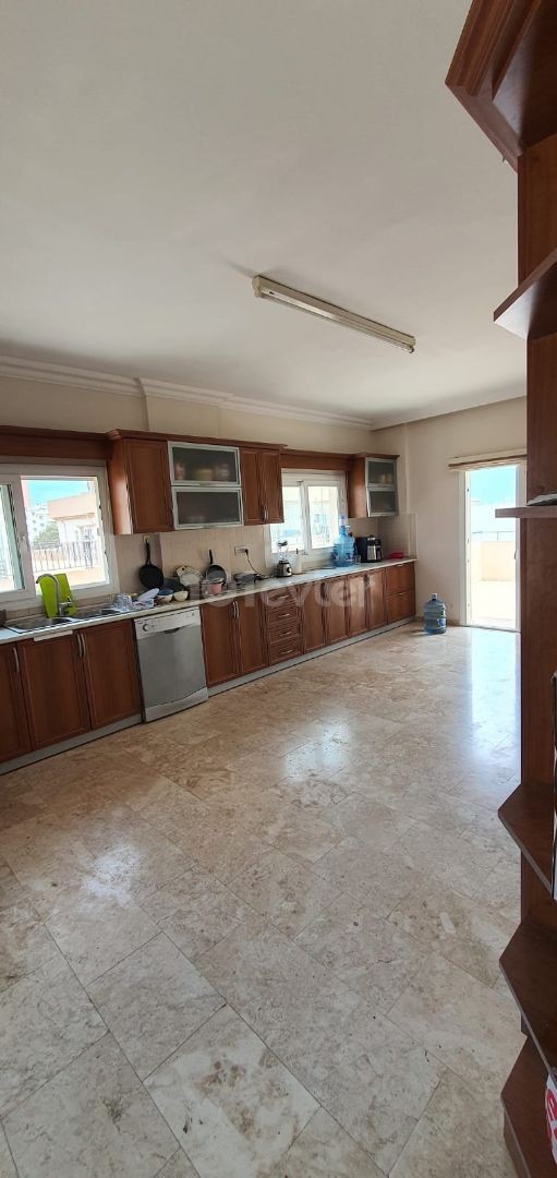 THE UNMISSABLE FAIYATA PENTHOUSE AT MAGOSA CENTER IS £100,000 ** 