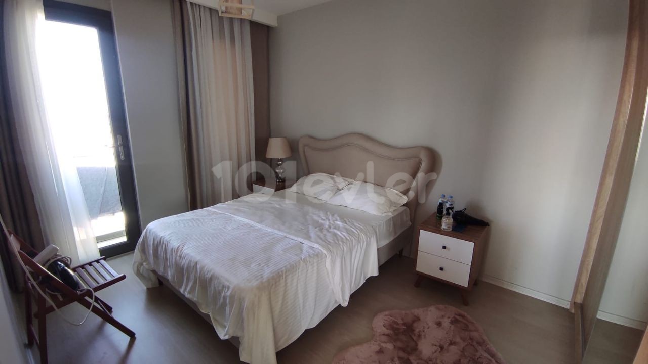 3 + 1 Apartments for Sale with Full Furniture in the Center of Kyrenia, Overlooking the Sea ** 