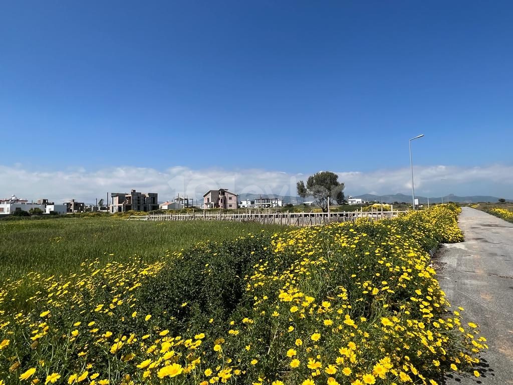 Sea view land in Iskele Bogaztepe