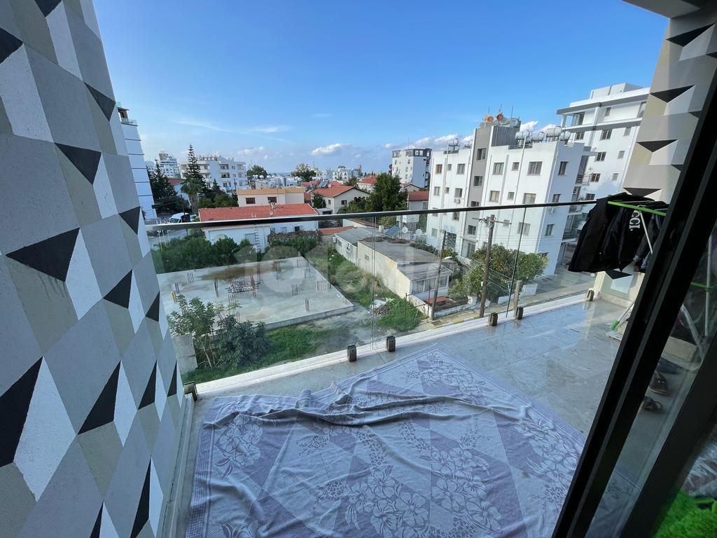 Flat For Sale in Türk Mahallesi, Kyrenia