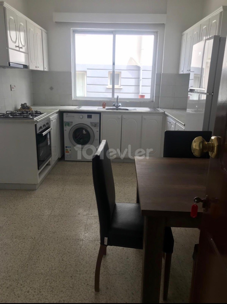 Kiralık 2+1 YILLIK ÖDEMELİ DAİRE  sıfır full esyali