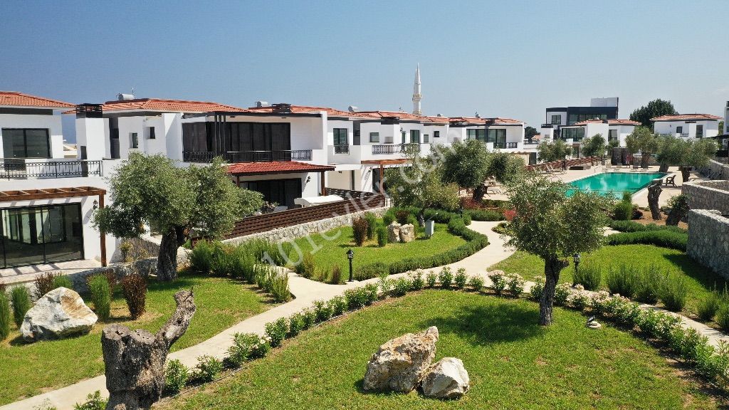 Doğanköy Levantine - Girne Merkez'de 4+1 Satılık Villa