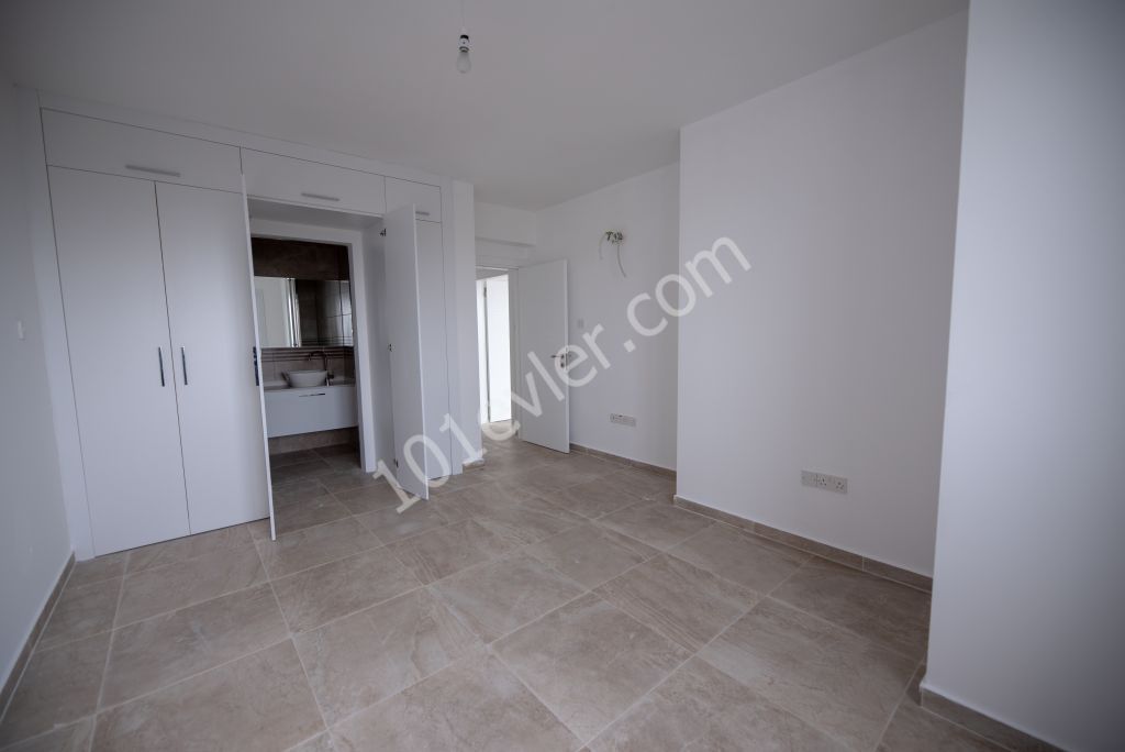 3+1 Wohnung Zu Verkaufen in Kyrenia Zentrum-Özyalcin 189 ** 